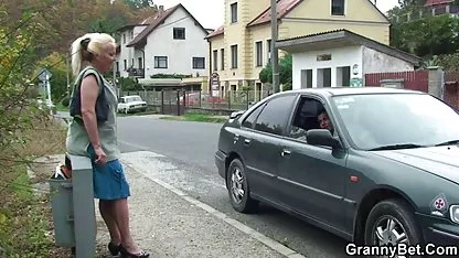 مرد فکر می کنم در مورد ساخت یک تخفیف در فیلم سوپر زبان فارسی کلاس زیرا او صفحه اصلی انجمن بیشتر است