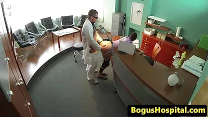 دانشجو می داند سوپر سکس فارسی یک راه برای متقاعد کردن تالار گفتگوی جوانان ایرانی او را استاد و ایستادن آلت تناسلی مرد بزرگ - همیشه